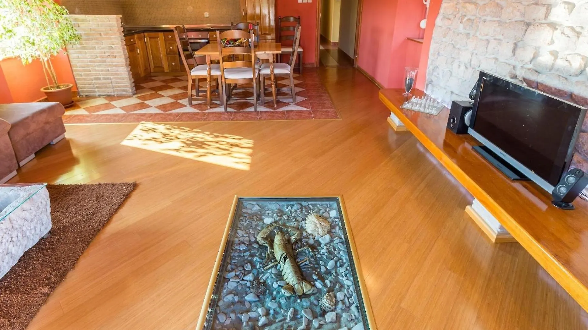 Ferienhaus Fuer 14 Personen In Ugljan, Dalmatien Inseln Vor Zadar Casa de Férias
