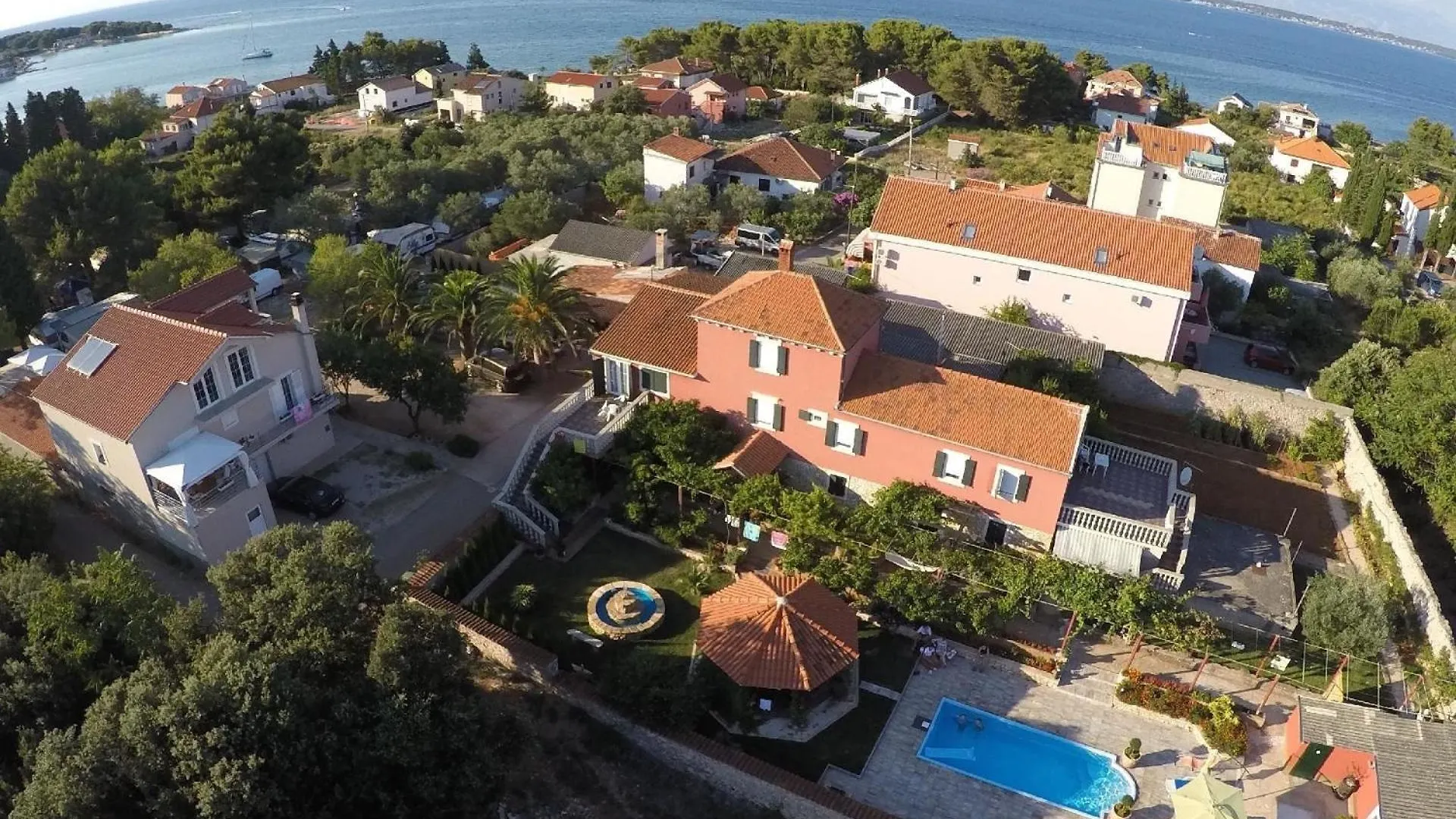Ferienhaus Fuer 14 Personen In Ugljan, Dalmatien Inseln Vor Zadar Holiday home Ugljan